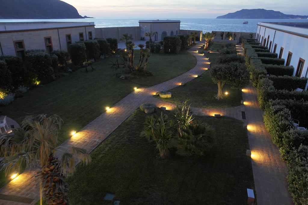 I Pretti Resort Фавіньяна Екстер'єр фото